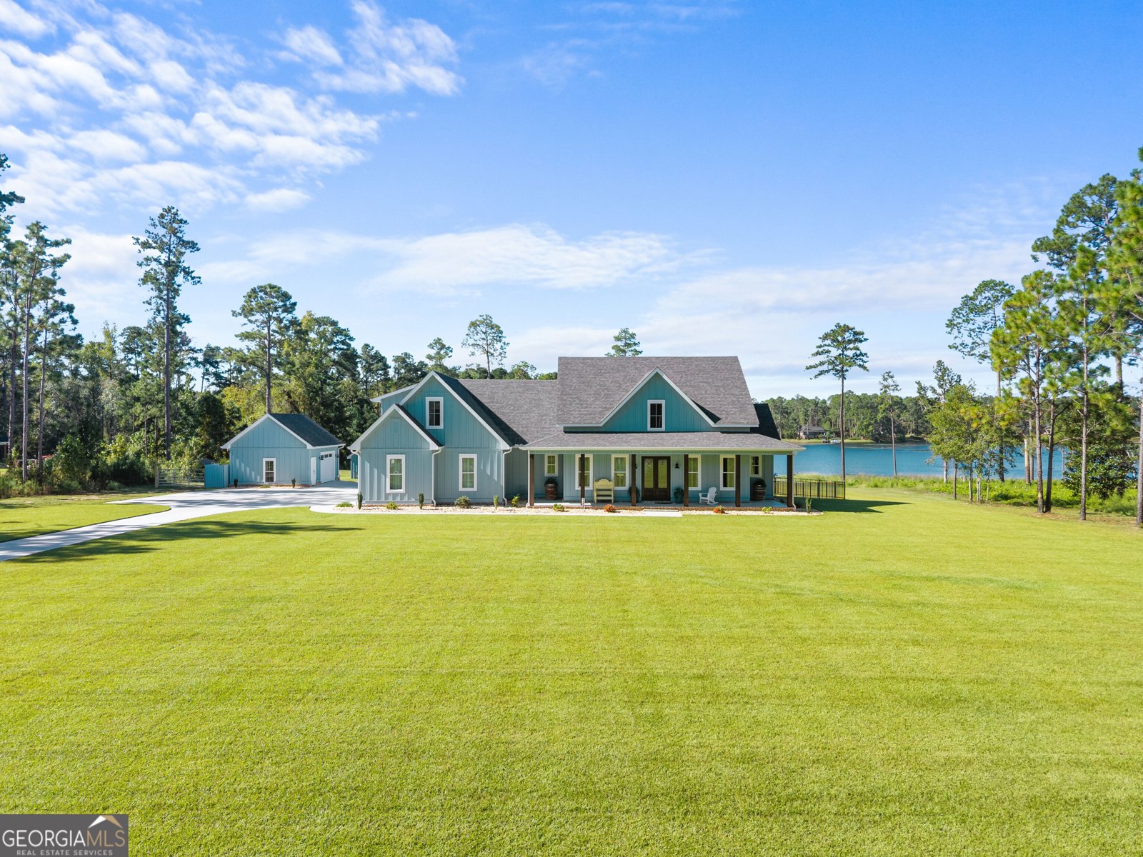 122 Lake Drive Statesboro - main photo