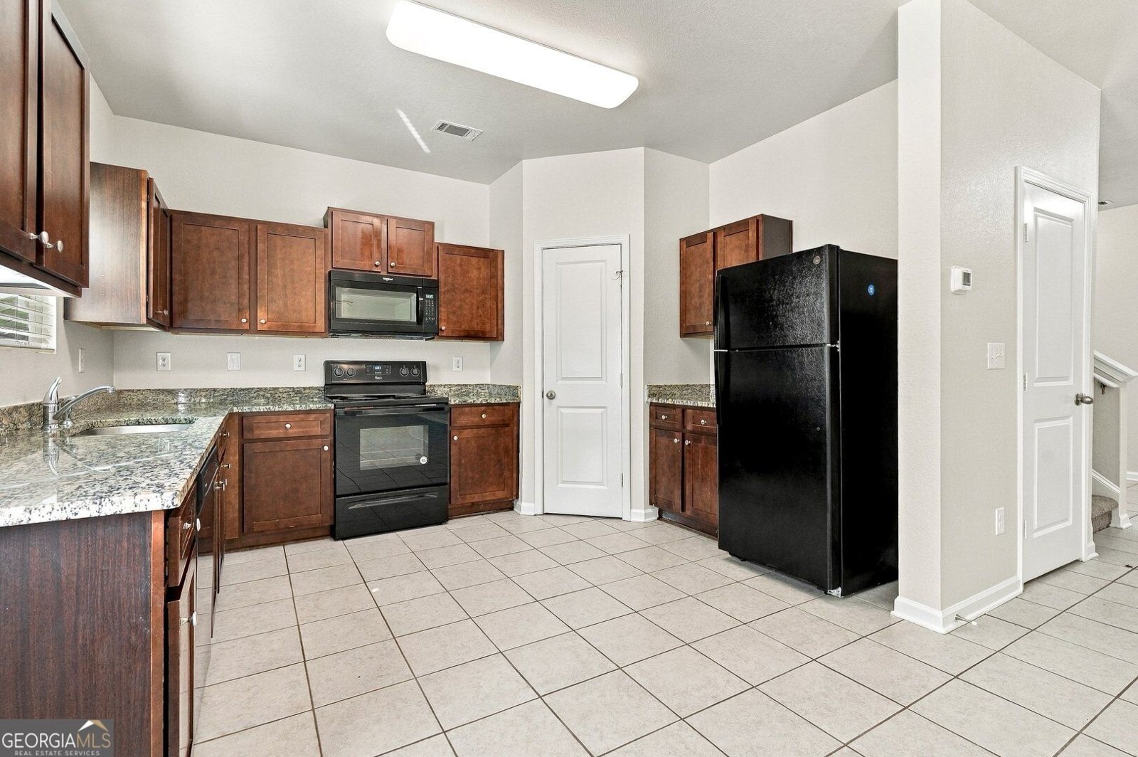 35 Olivia Way Covington - Photo 10