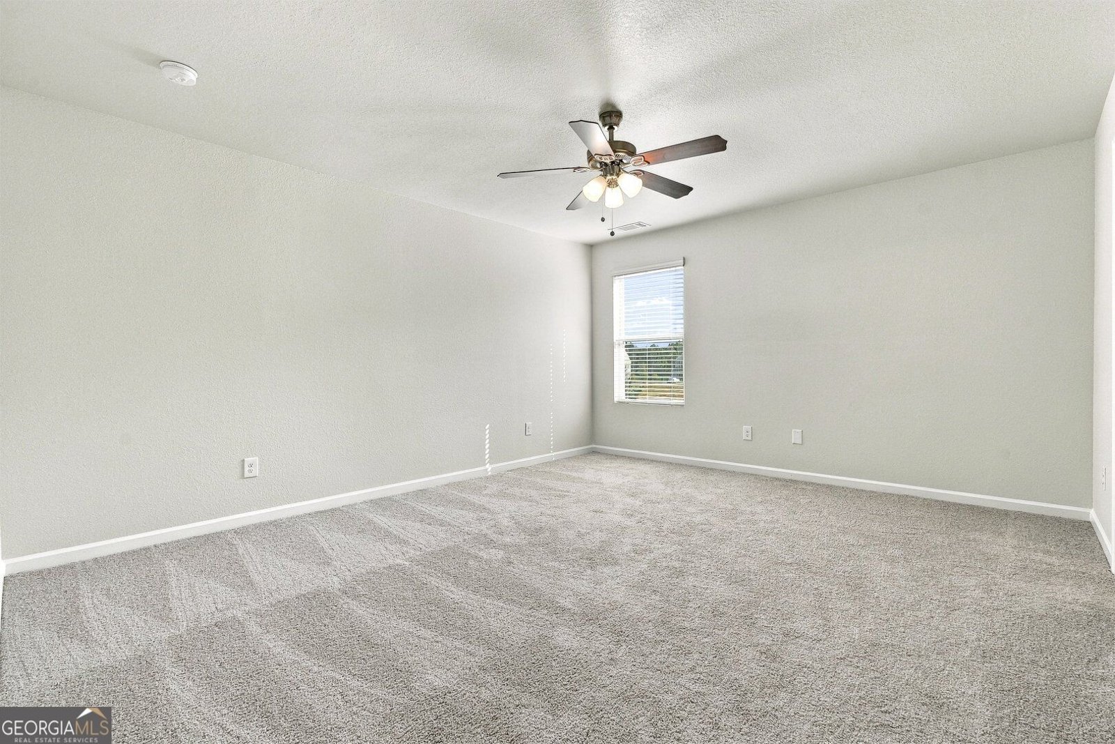 35 Olivia Way Covington - Photo 12
