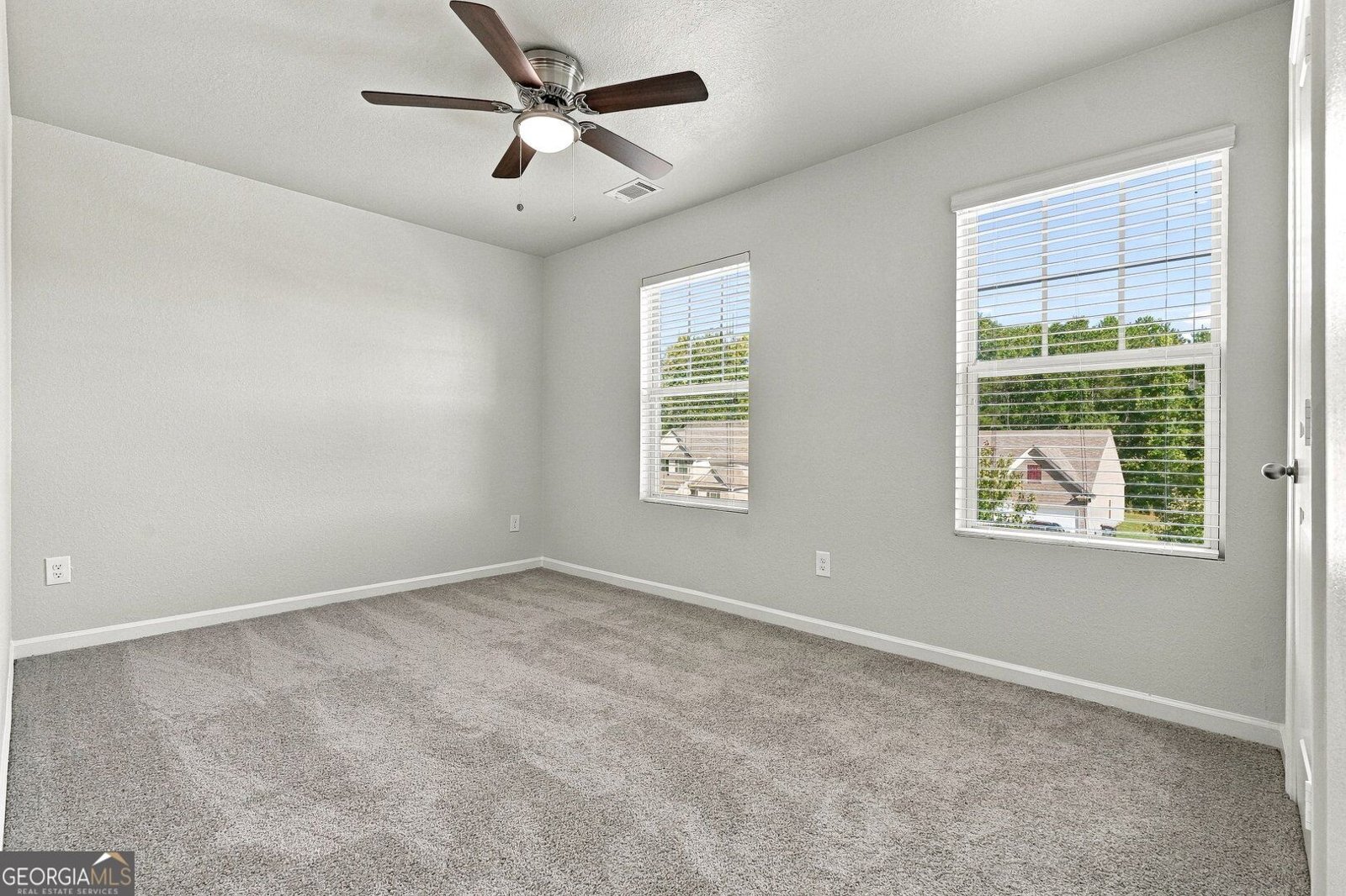 35 Olivia Way Covington - Photo 20