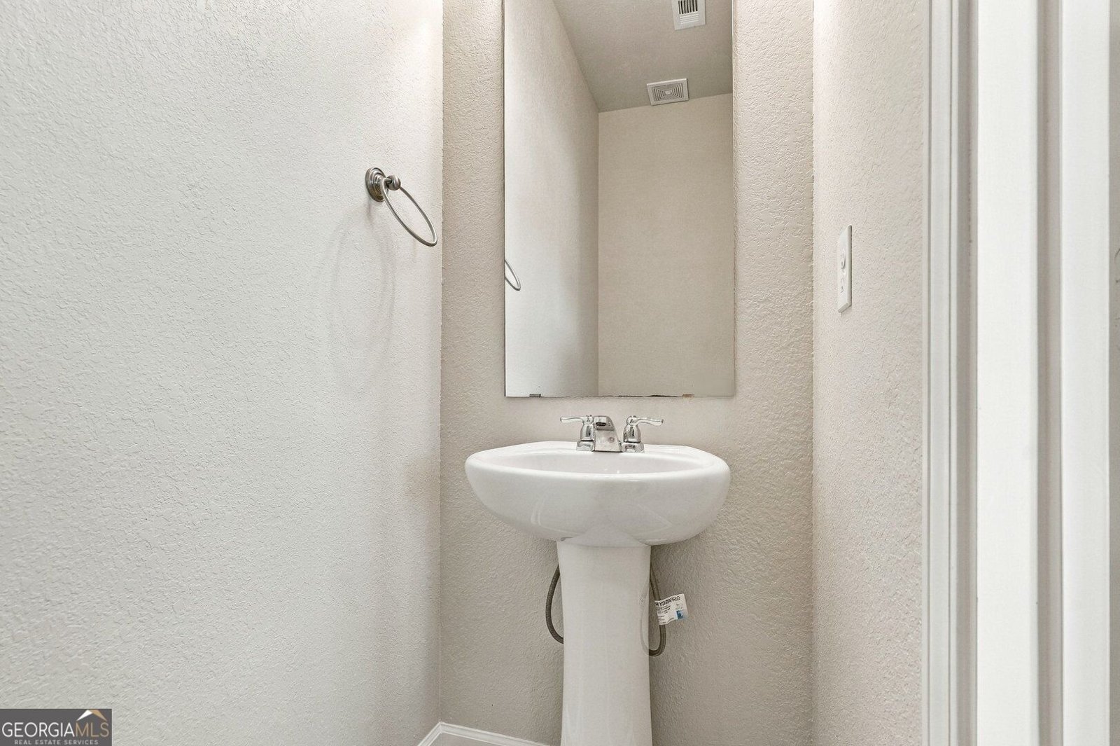 35 Olivia Way Covington - Photo 25