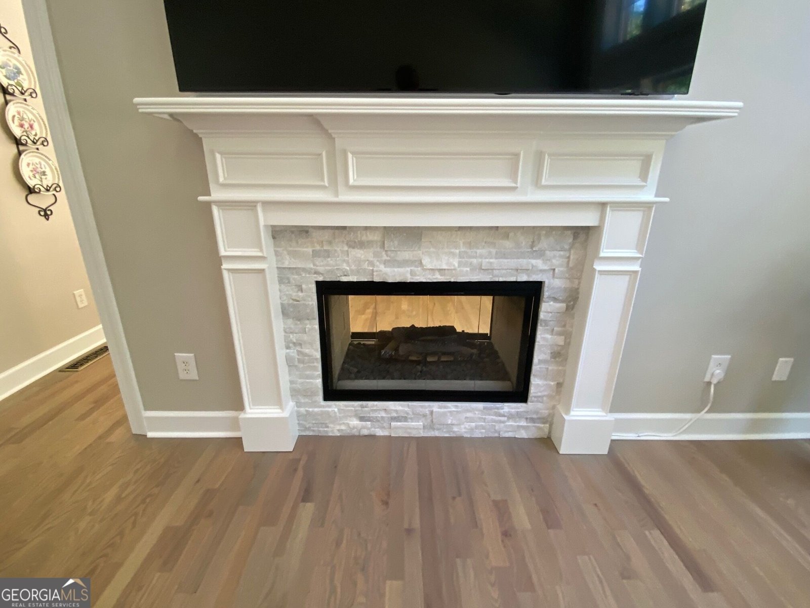 321 Bournemouth Drive Suwanee - Photo 17