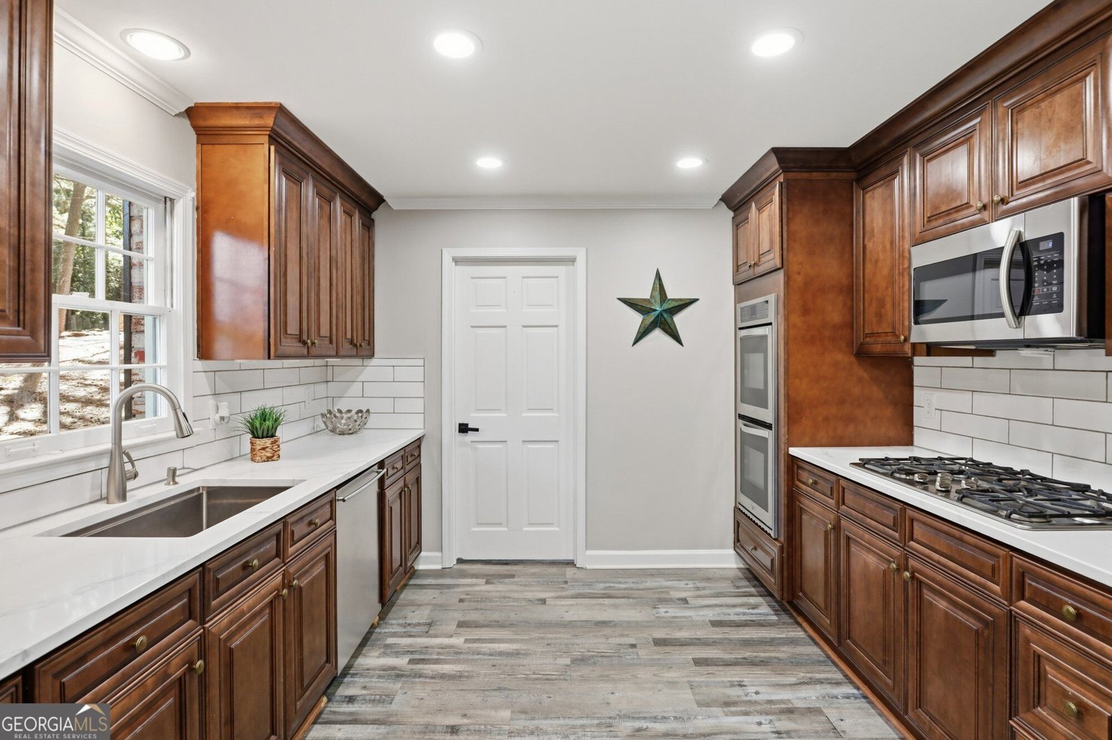2949 Spalding Drive Sandy Springs - Photo 11