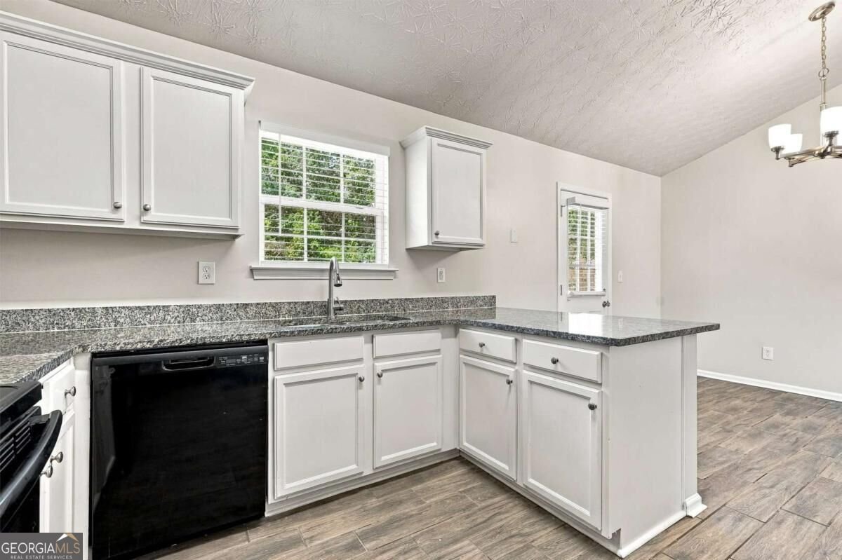 90 Green Commons Drive Covington - Photo 10