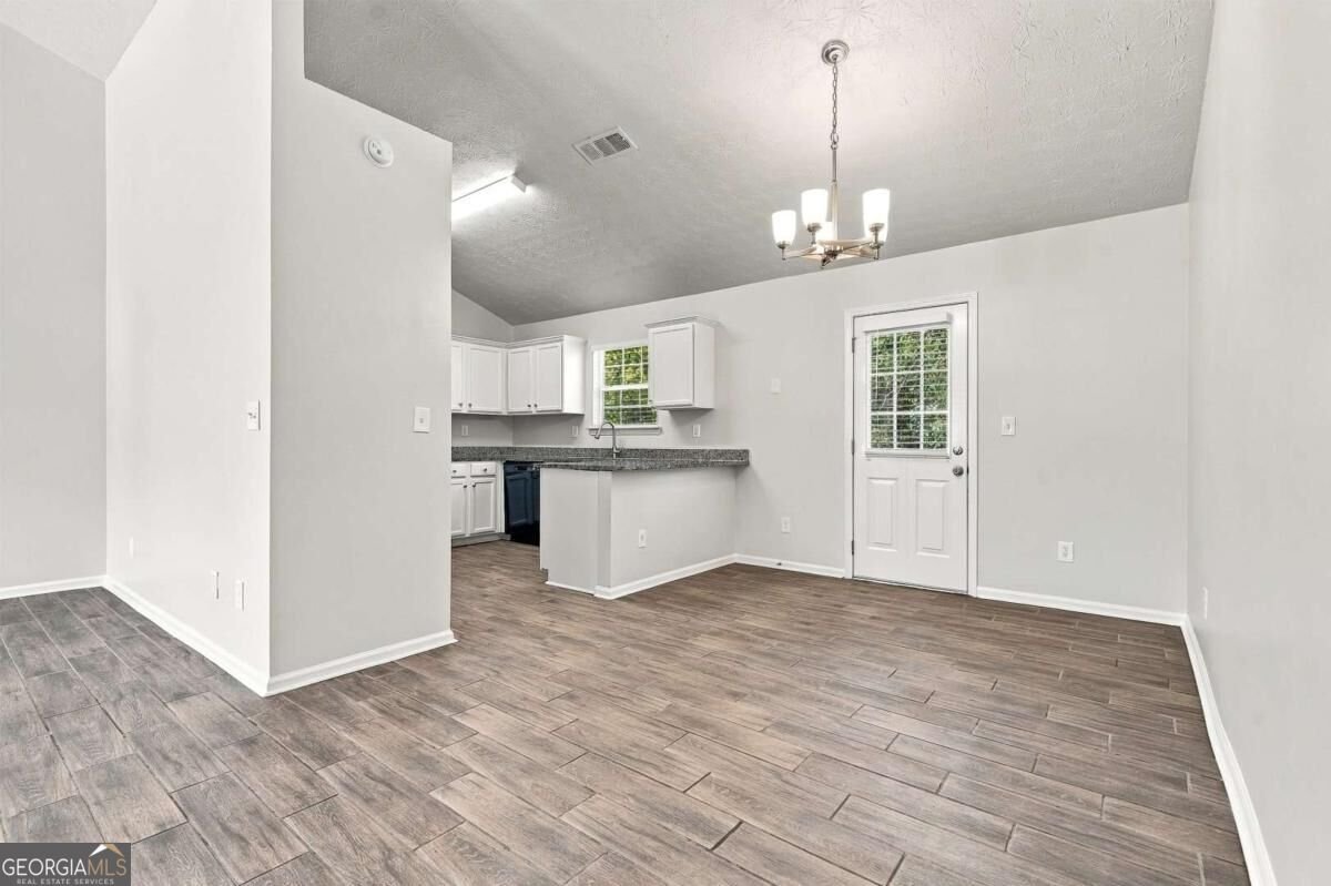 90 Green Commons Drive Covington - Photo 8