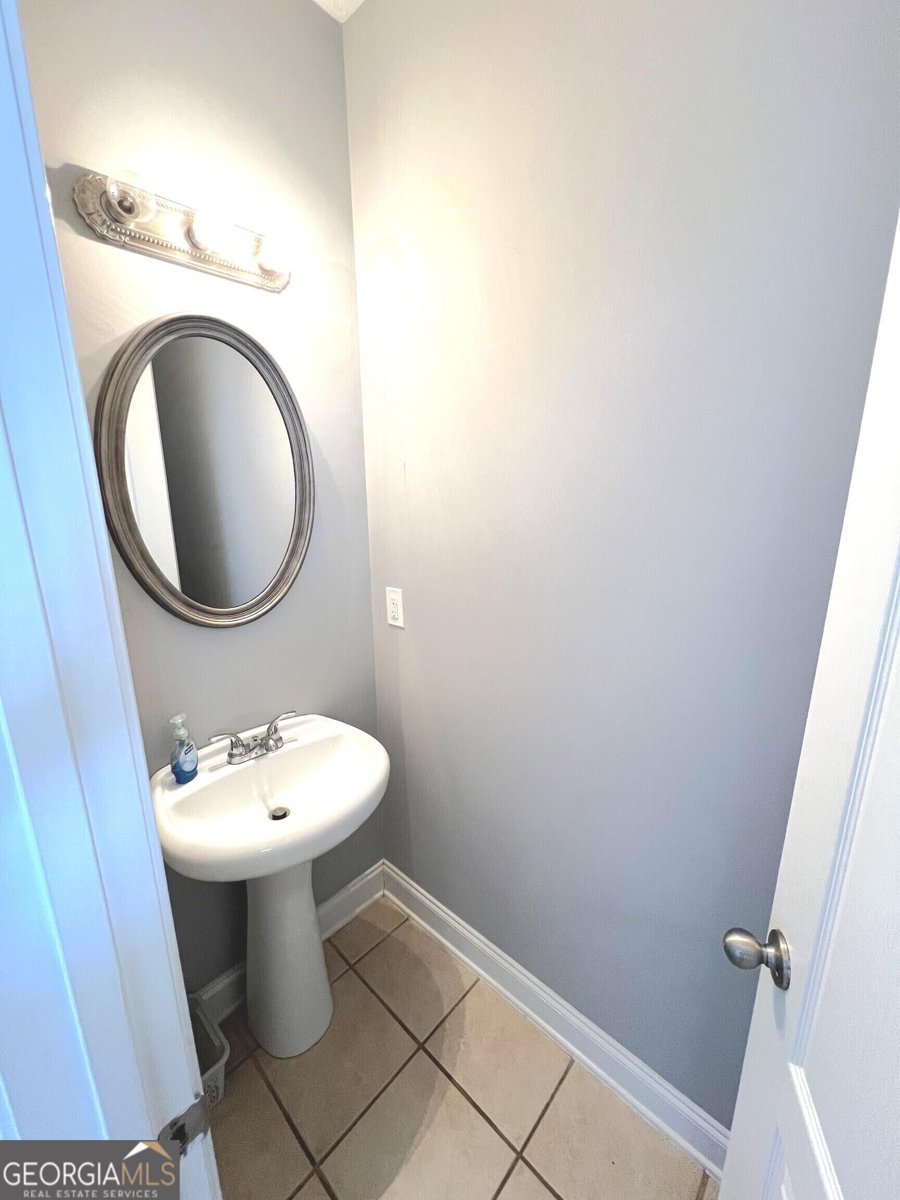 542 Ivy Brook Way Macon - Photo 12