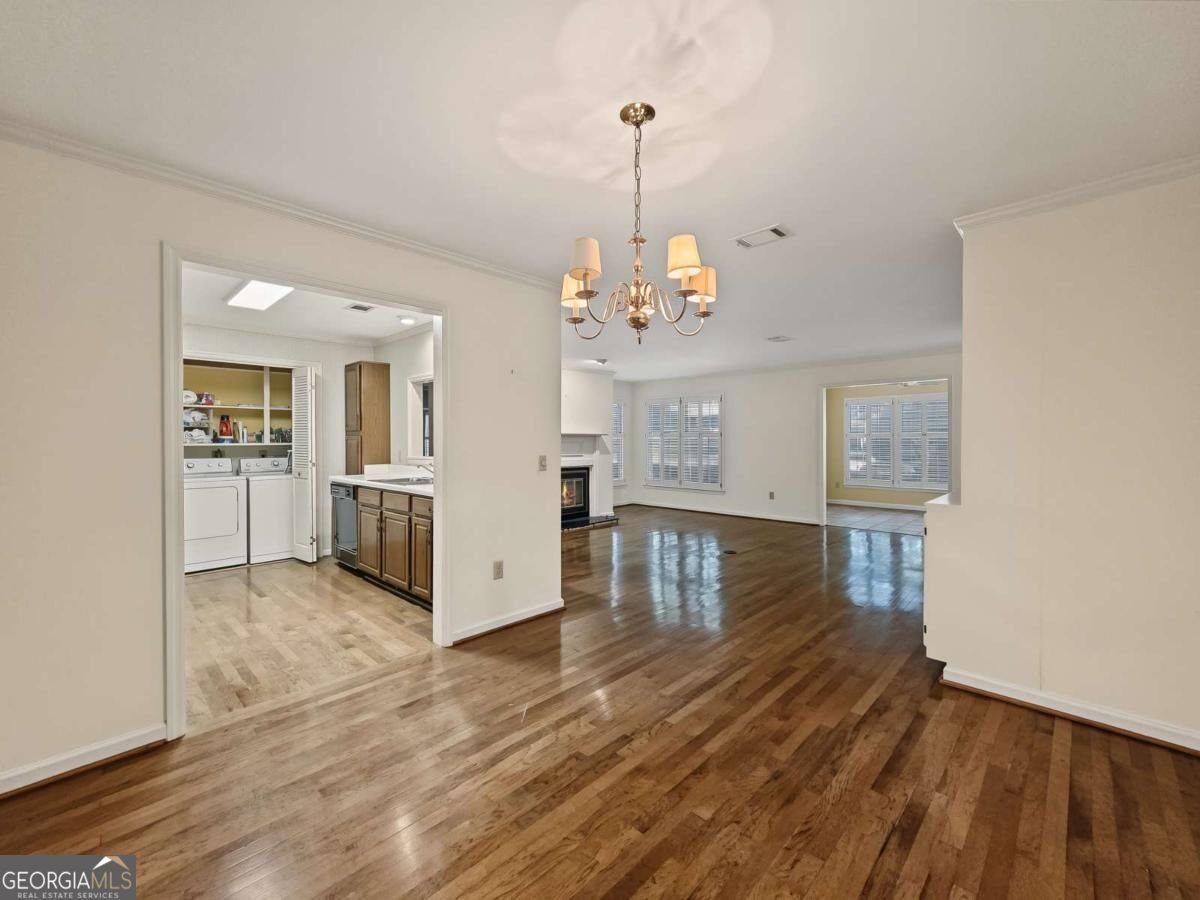 306 Bainbridge Drive Sandy Springs - Photo 20