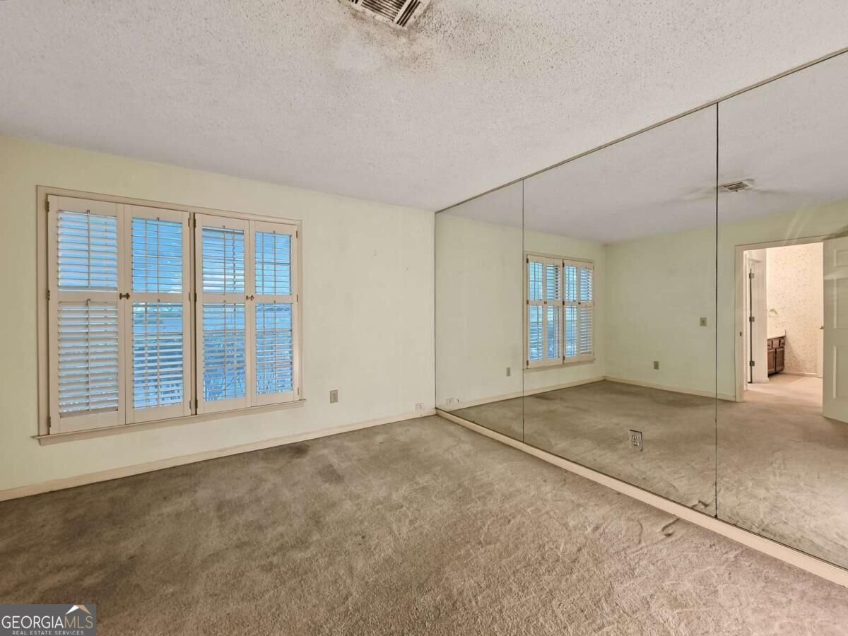 306 Bainbridge Drive Sandy Springs - Photo 23