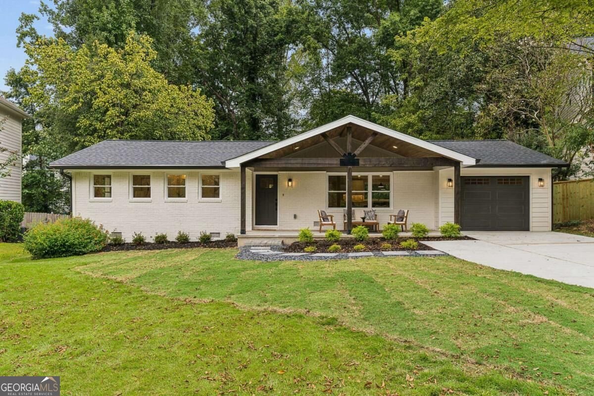 2394 Burch Circle Brookhaven - main photo