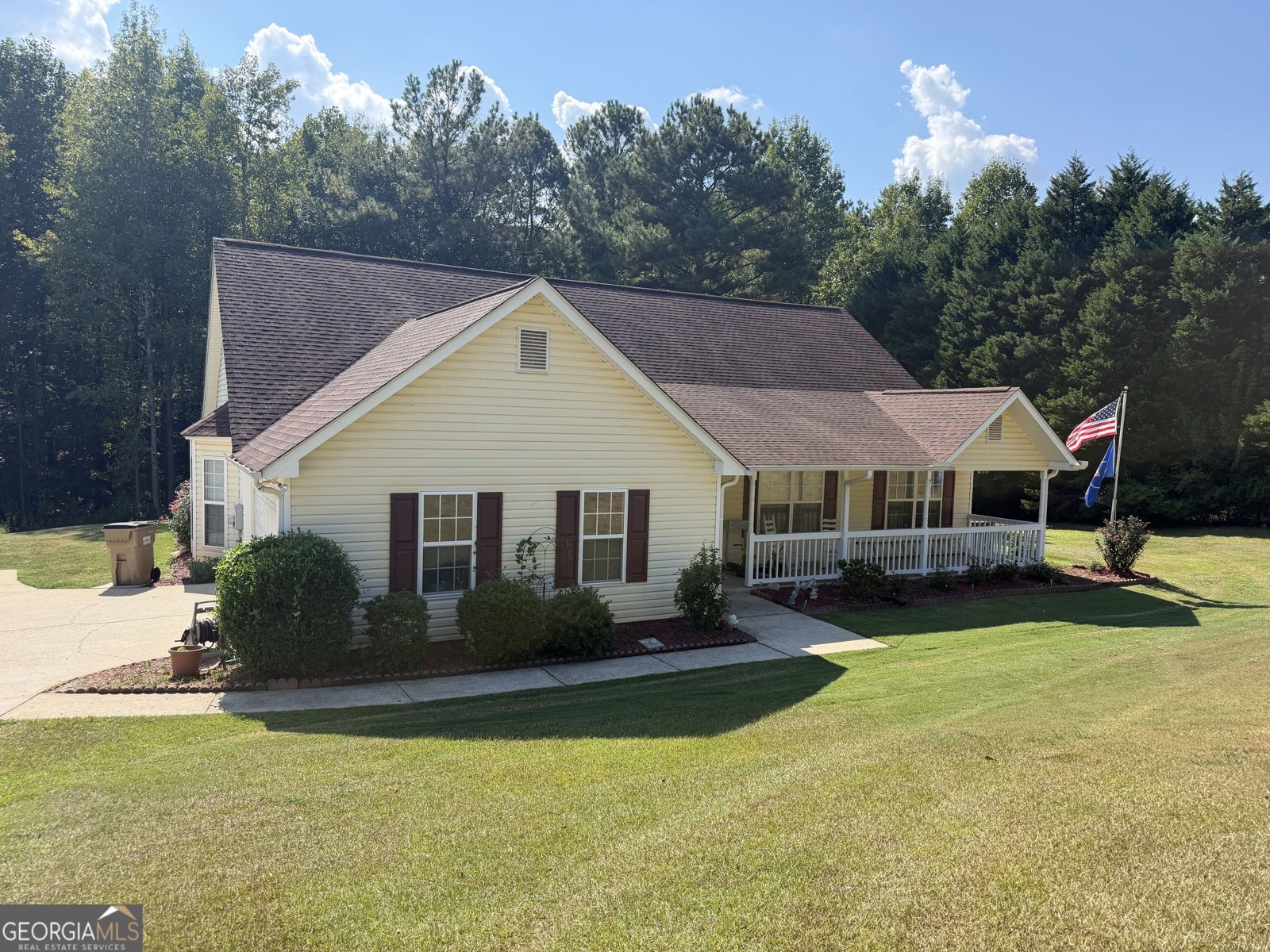 406 Arrowhatchee Drive Winder - main photo