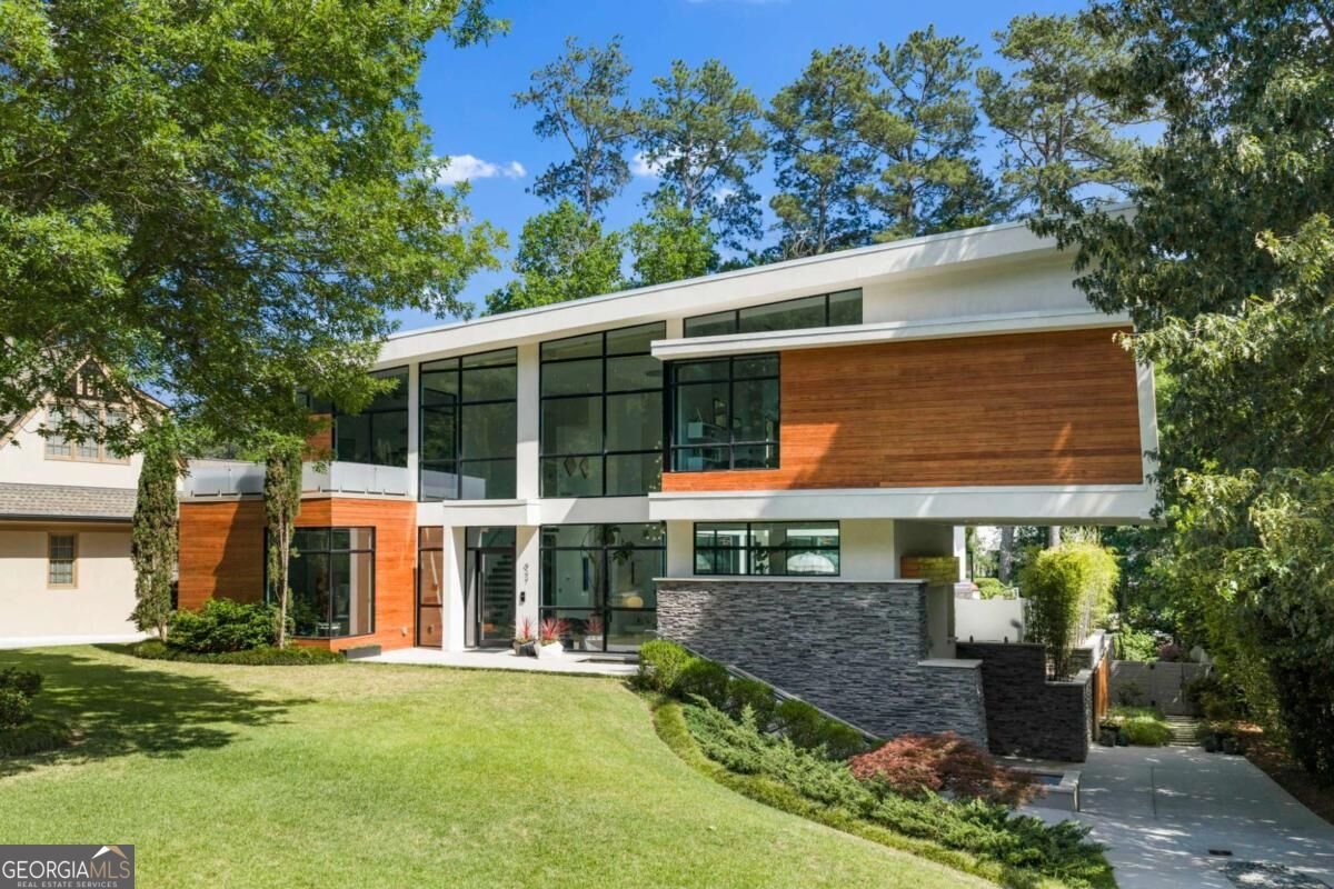 937 Berkshire Road Atlanta - main photo