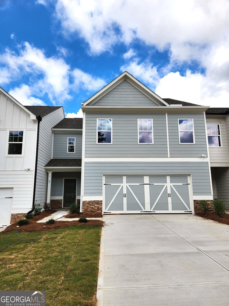 69 Umber Lane Newnan - main photo