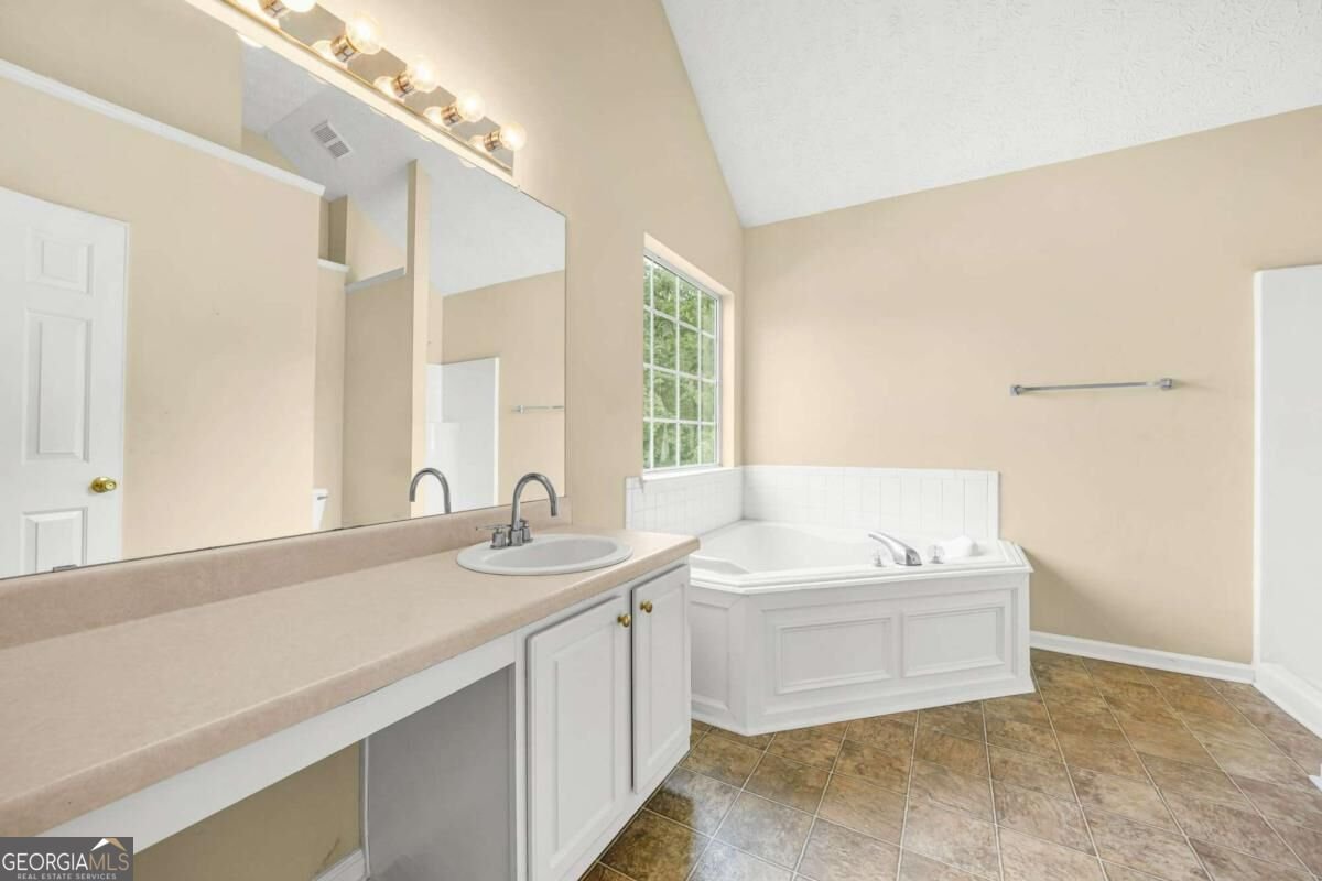 9426 Carnes Crossing Circle Jonesboro - Photo 17