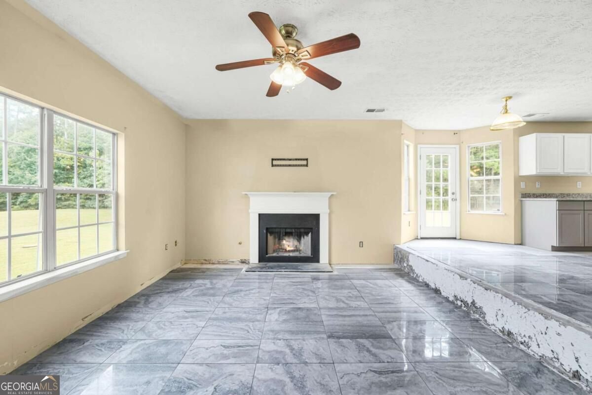 9426 Carnes Crossing Circle Jonesboro - Photo 8