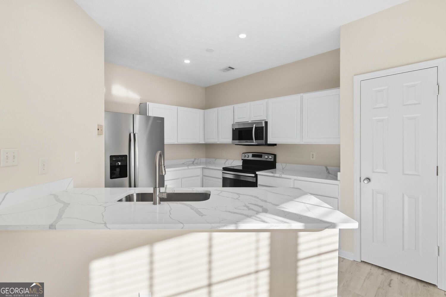 3060 Harvest Circle Fairburn - Photo 11