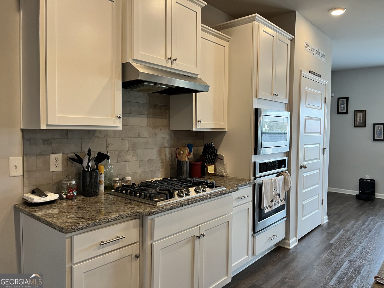 6309 Shagbark Lane Midland - Photo 11