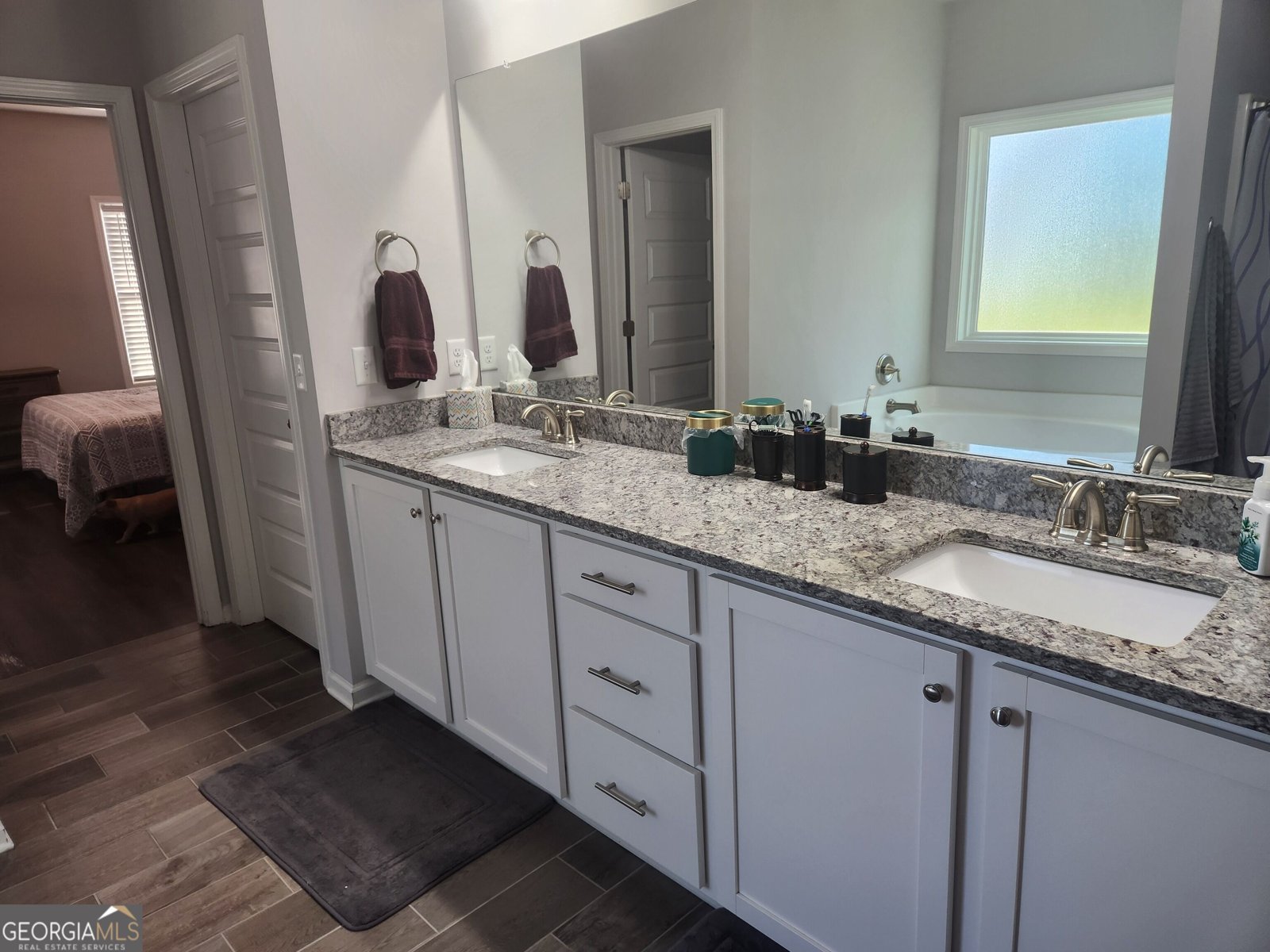 6309 Shagbark Lane Midland - Photo 14