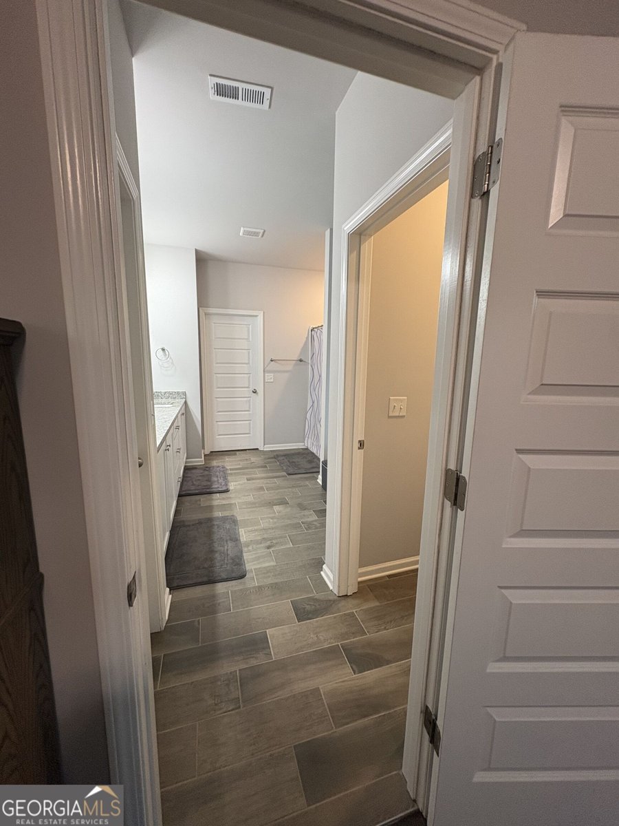 6309 Shagbark Lane Midland - Photo 32