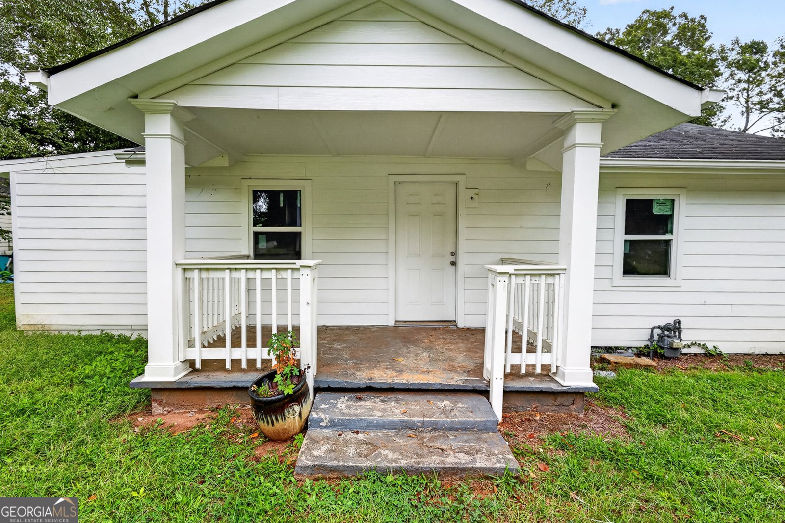 1672 Stanton Road Atlanta - main photo