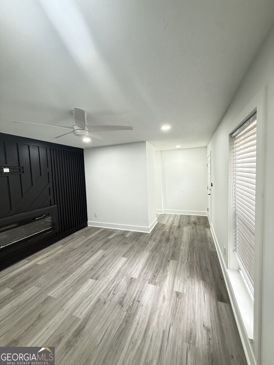 621 Garden Walk Drive Stone Mountain - Photo 10