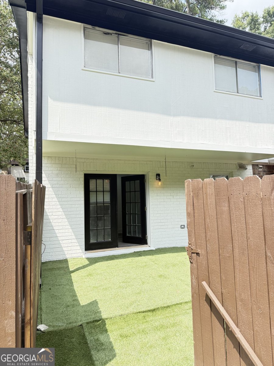 621 Garden Walk Drive Stone Mountain - Photo 6