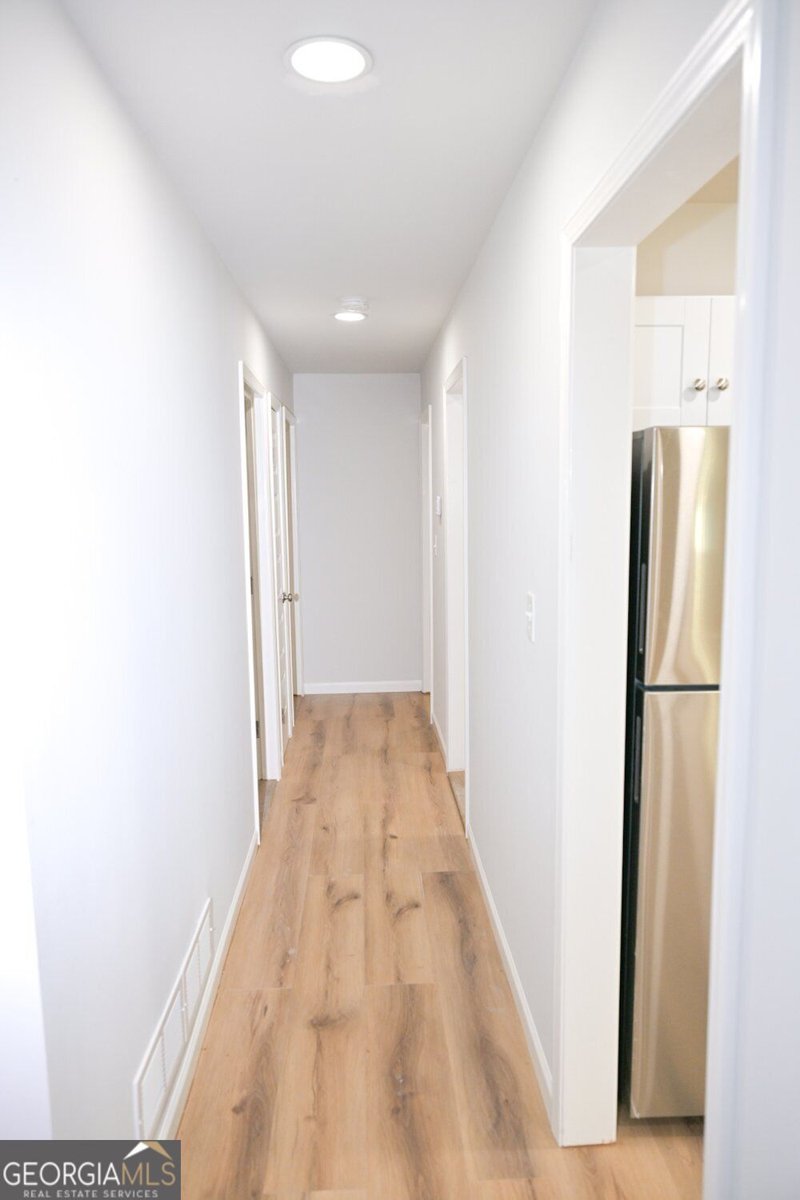 586 Glochester Place Norcross - Photo 10