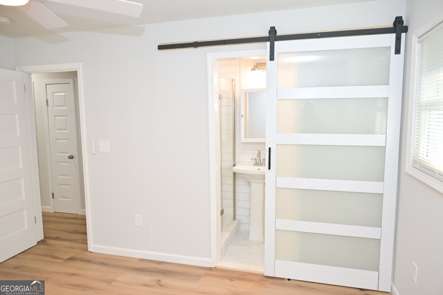586 Glochester Place Norcross - Photo 16