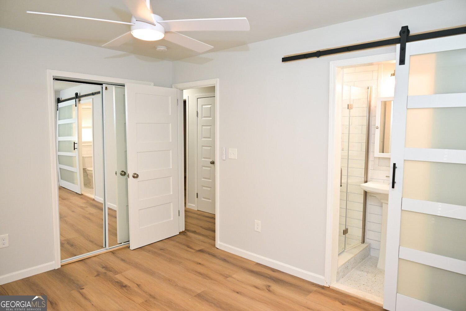 586 Glochester Place Norcross - Photo 18