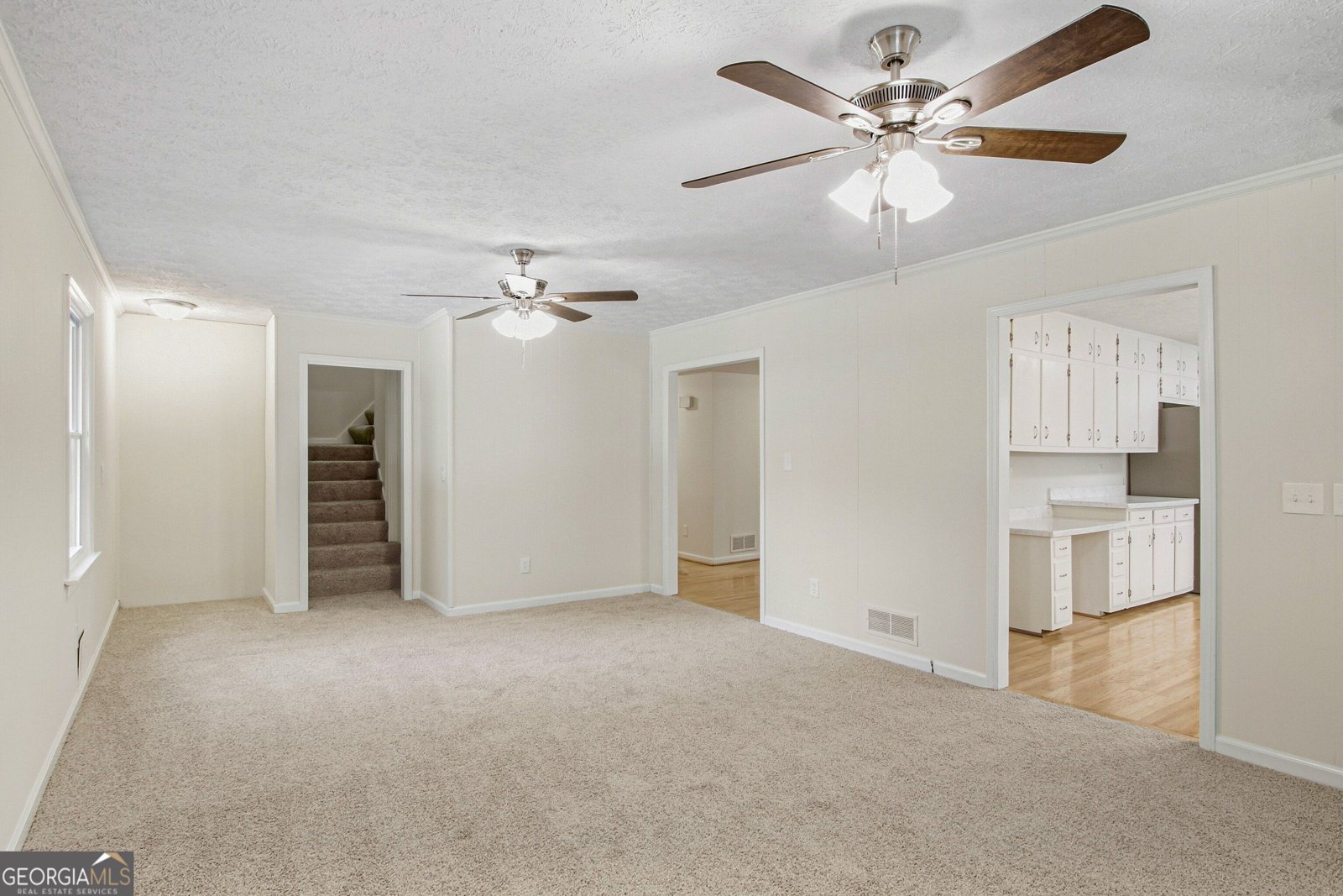 2215 Angela Drive Lilburn - Photo 15
