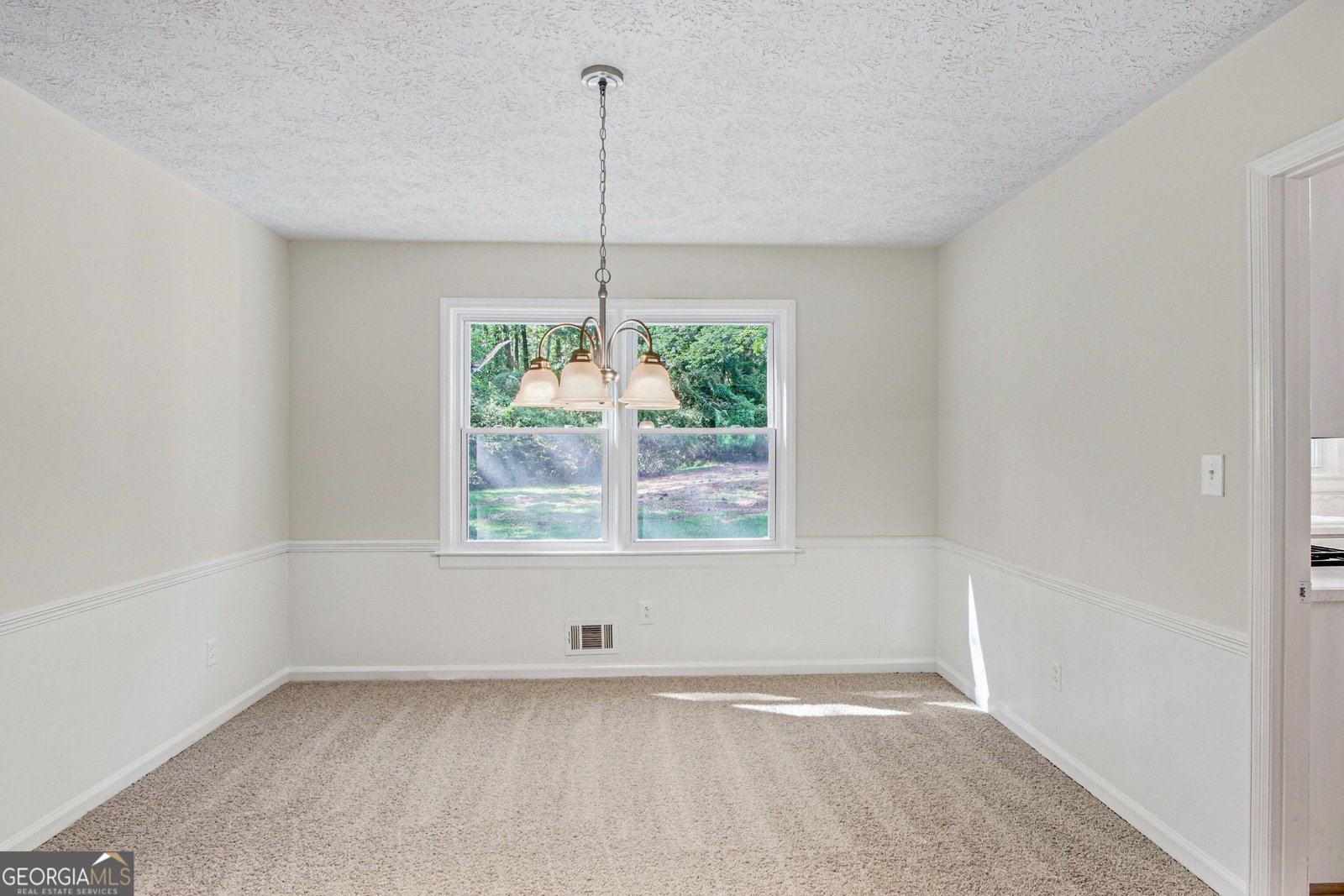 2215 Angela Drive Lilburn - Photo 19