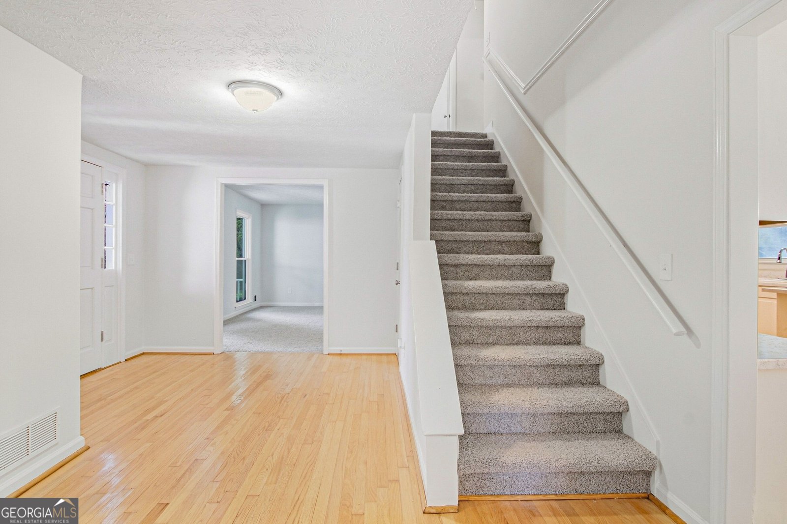 2215 Angela Drive Lilburn - Photo 21