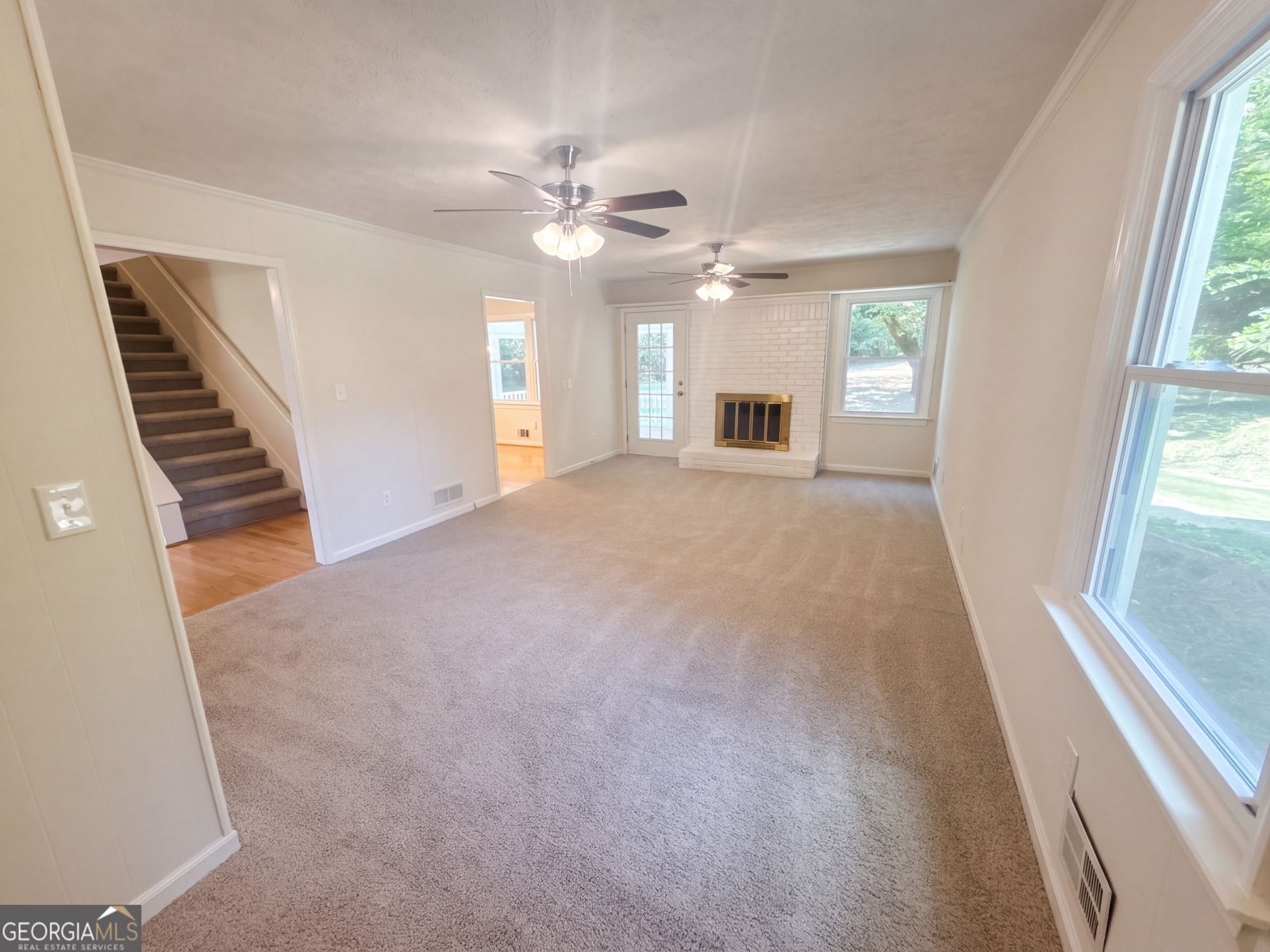 2215 Angela Drive Lilburn - Photo 6