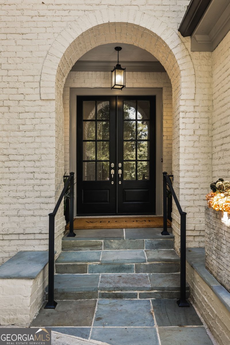 2872 Parkridge Drive Atlanta - Photo 12