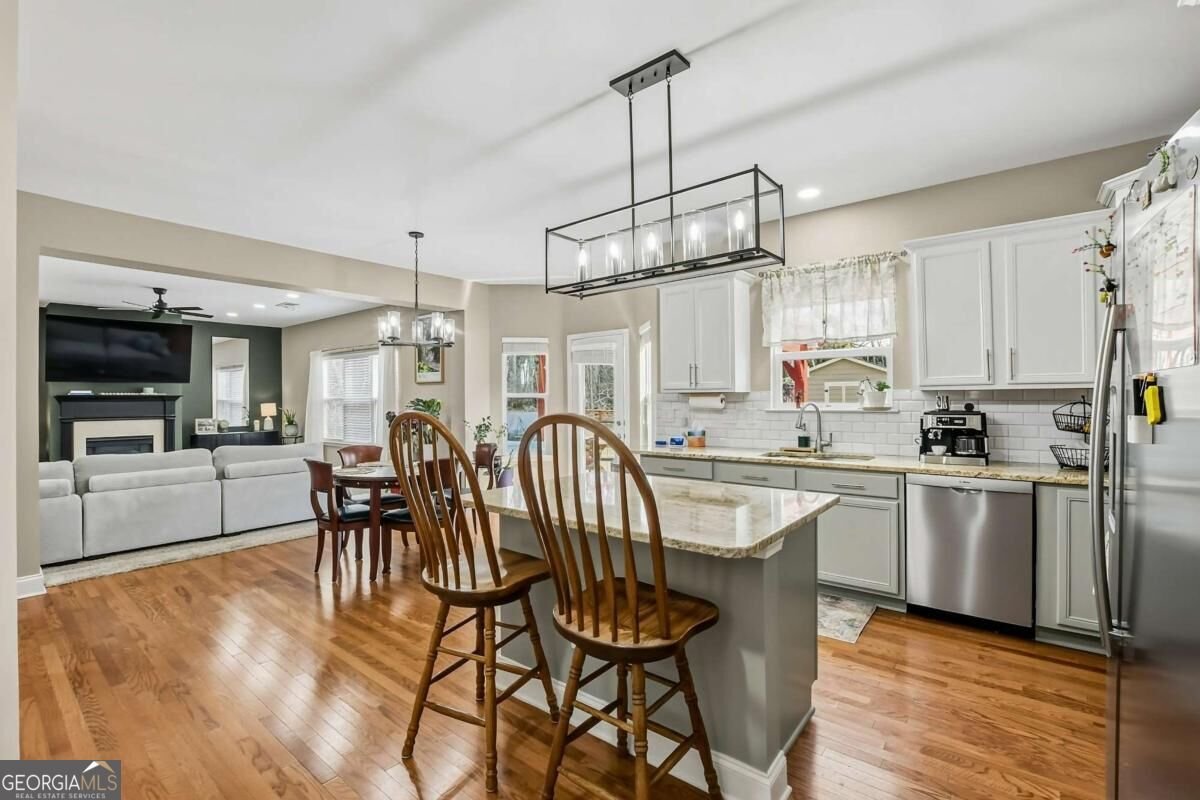 7080 Roselake Circle Douglasville - main photo