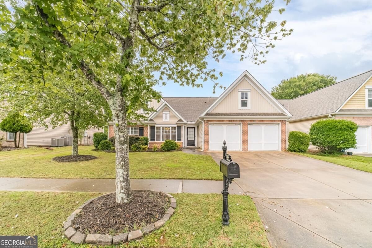 2463 Walnut Tree Lane Buford - main photo