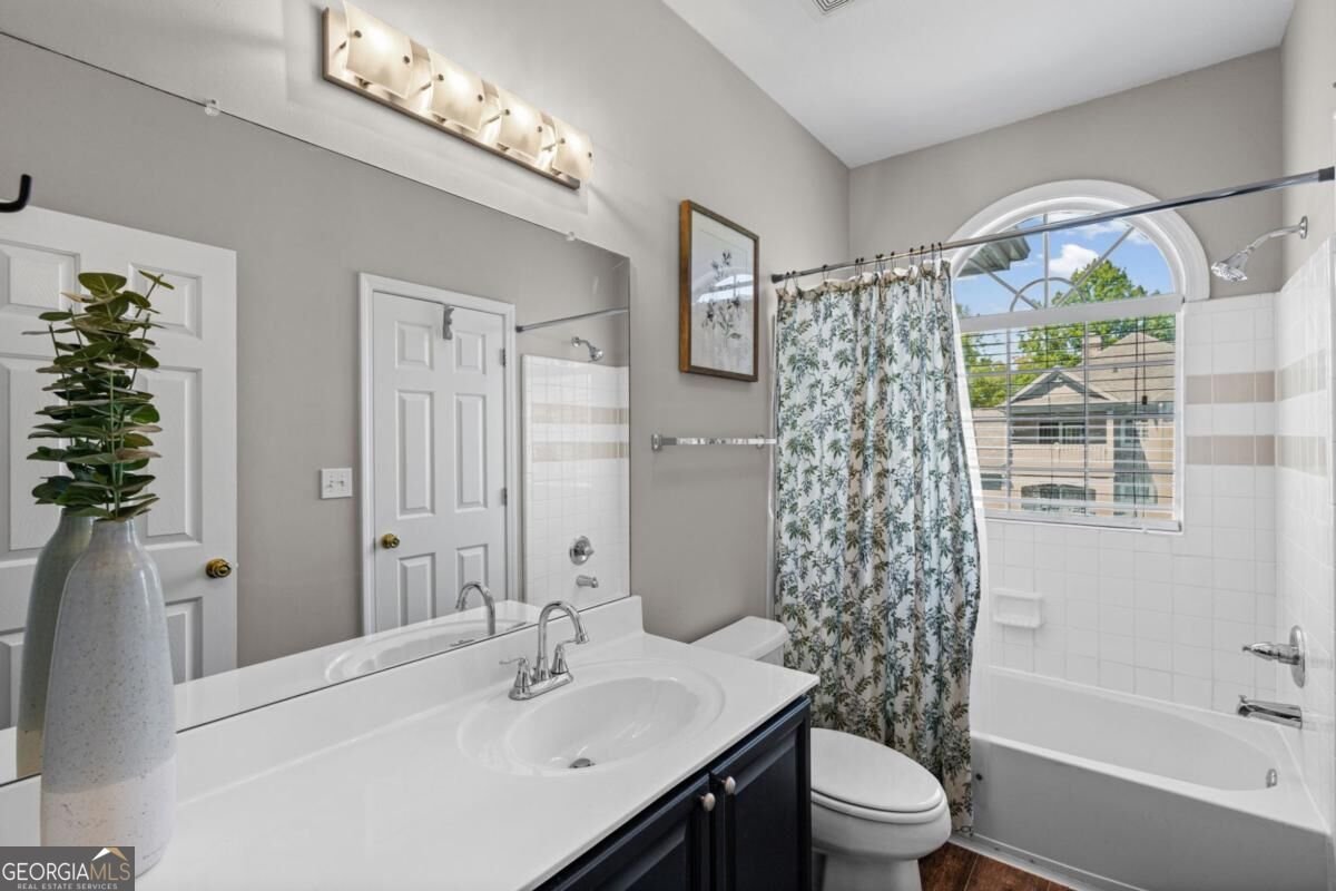 238 Edinburgh Court Milton - Photo 18