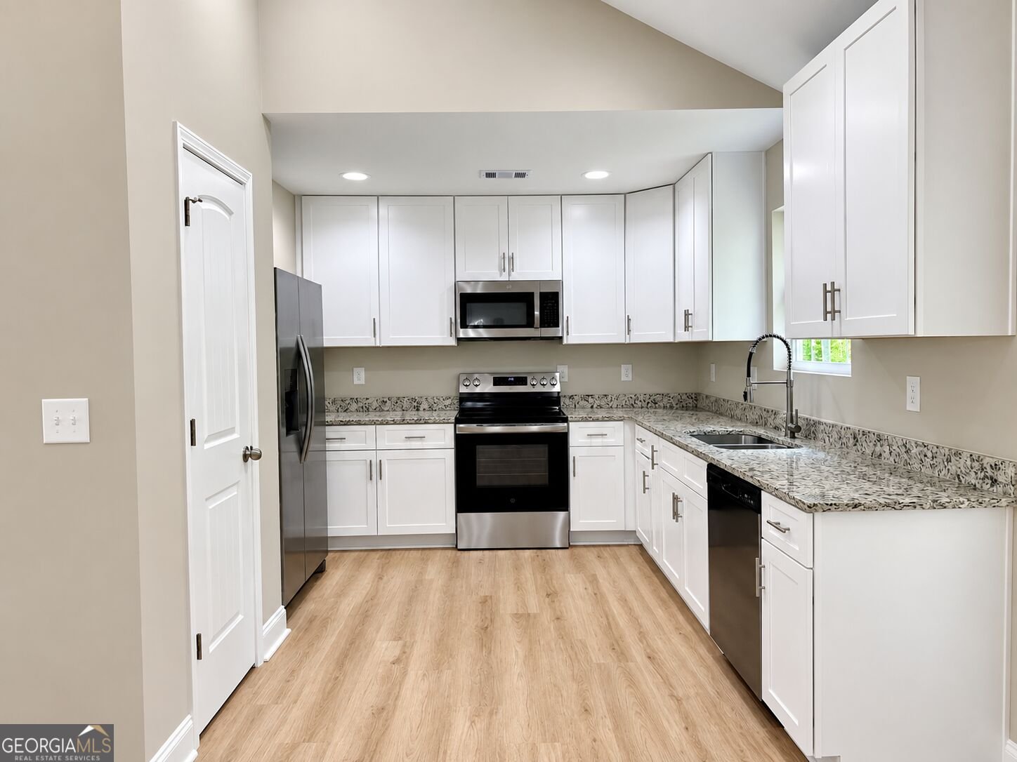 5127 Bird Road Gainesville - Photo 10