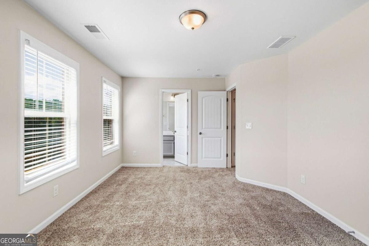 402 Montclair Court Woodstock - Photo 16