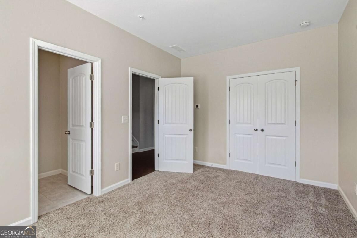 402 Montclair Court Woodstock - Photo 17