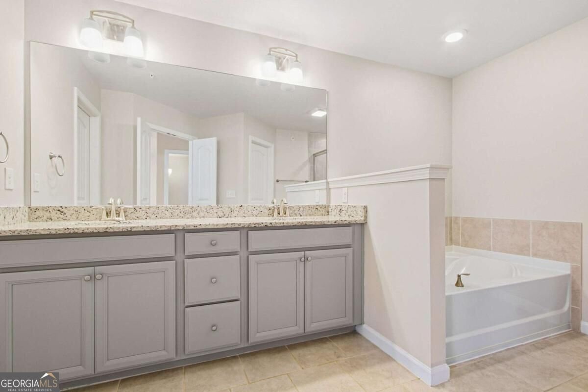 402 Montclair Court Woodstock - Photo 20