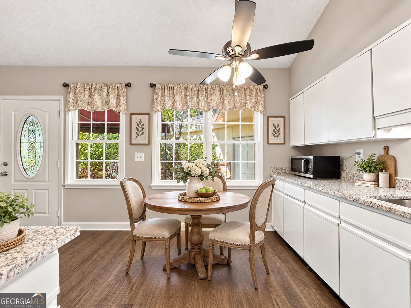 6381 Deerhollow Way Peachtree Corners - Photo 9