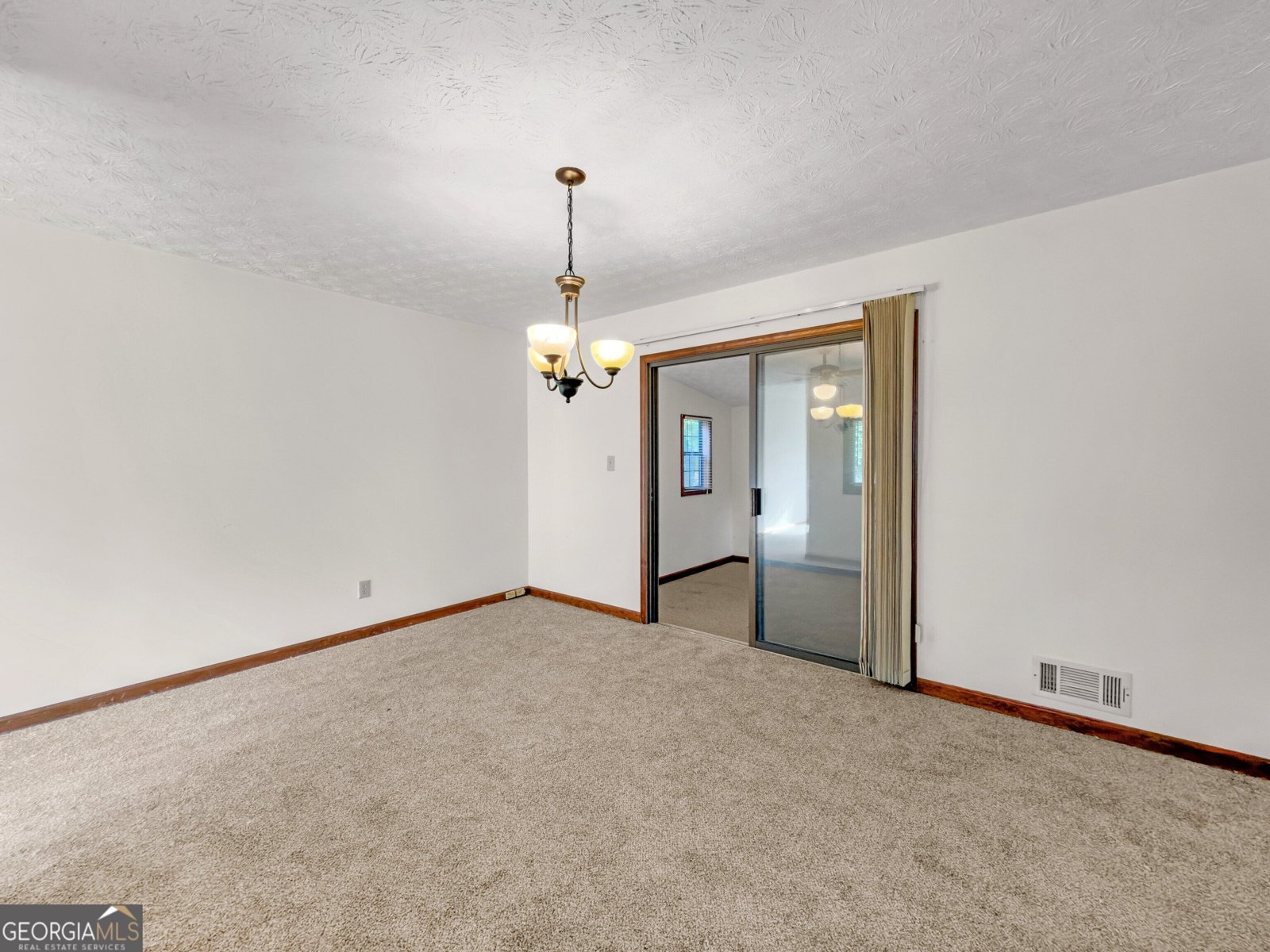 518 Club Valley Drive Stockbridge - Photo 16
