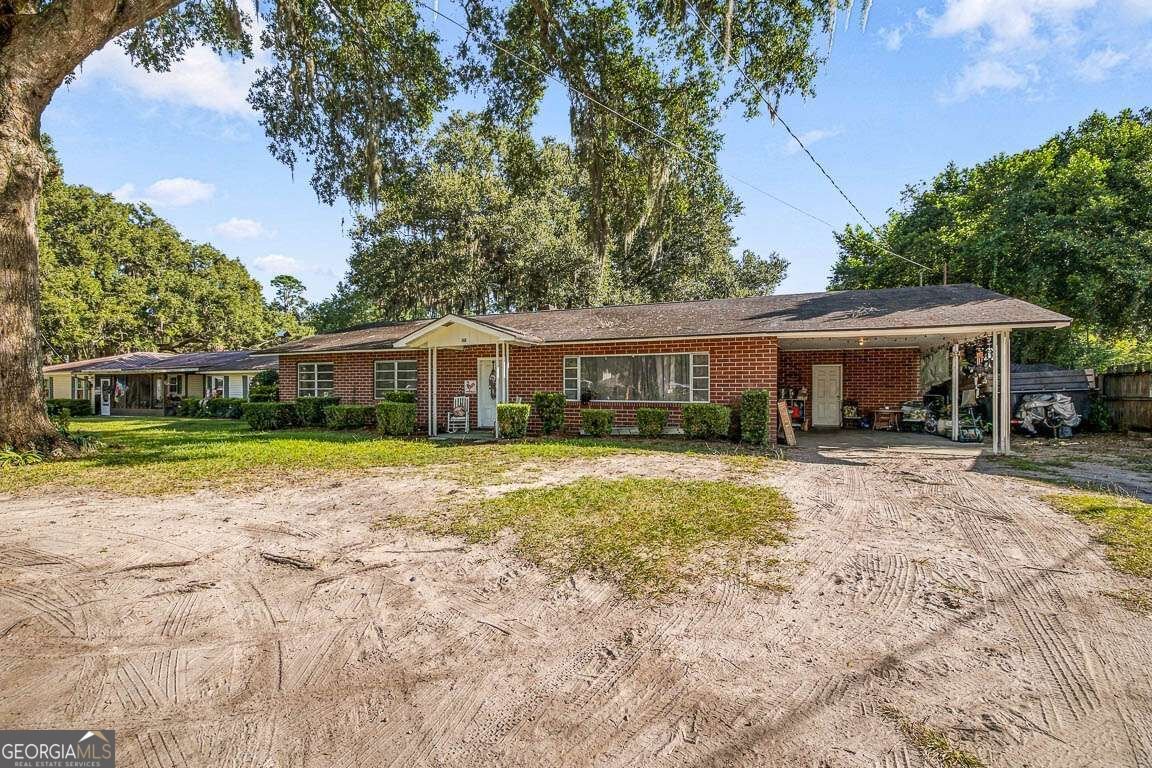 801 Oak Bluff Road Brunswick - main photo