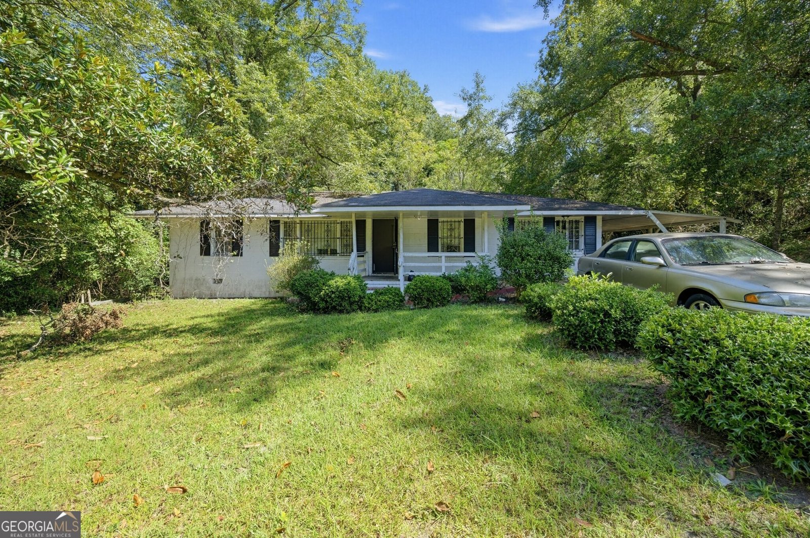 5648 Boby Drive Columbus - main photo