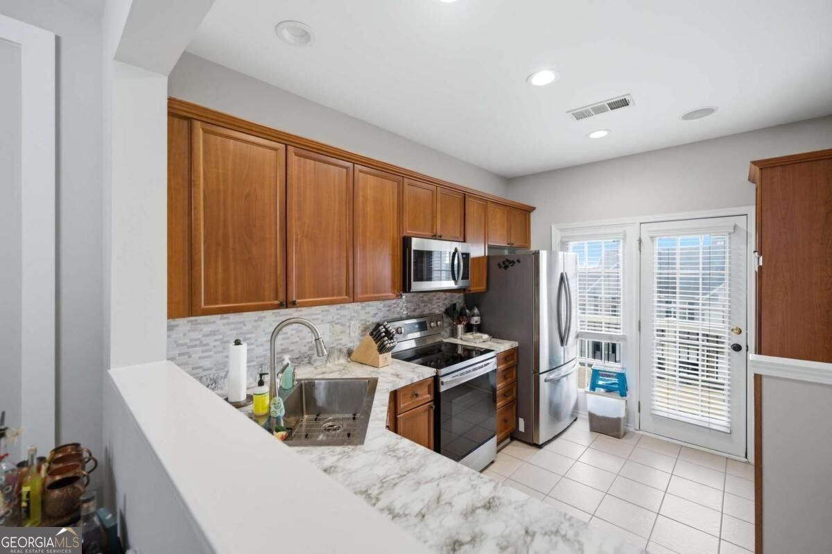 2040 Hoods Fort Circle Kennesaw - Photo 9