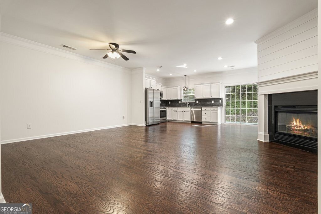 2401 Heritage Park Circle Kennesaw - Photo 6