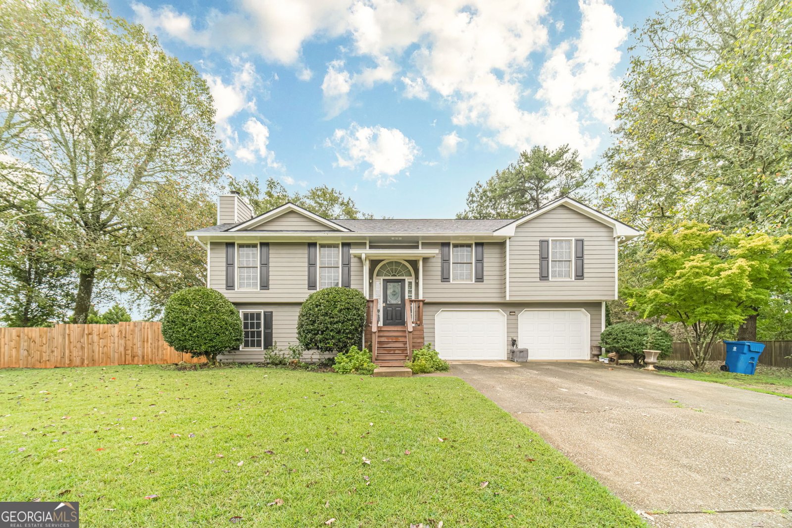 27 Creek View Drive Hoschton - main photo
