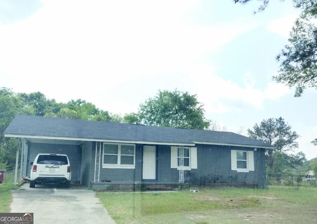 2582 Echols Place Macon - main photo