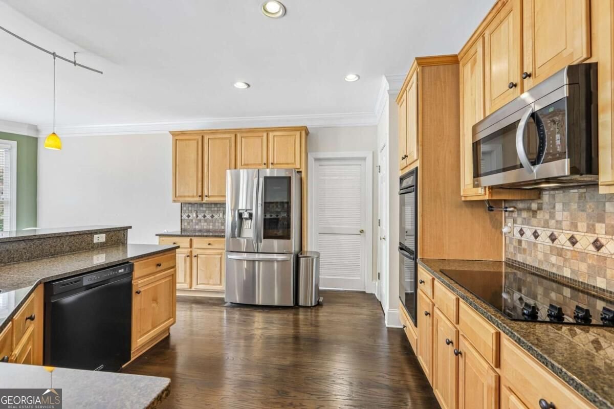 3750 Highcroft Circle Peachtree Corners - Photo 10
