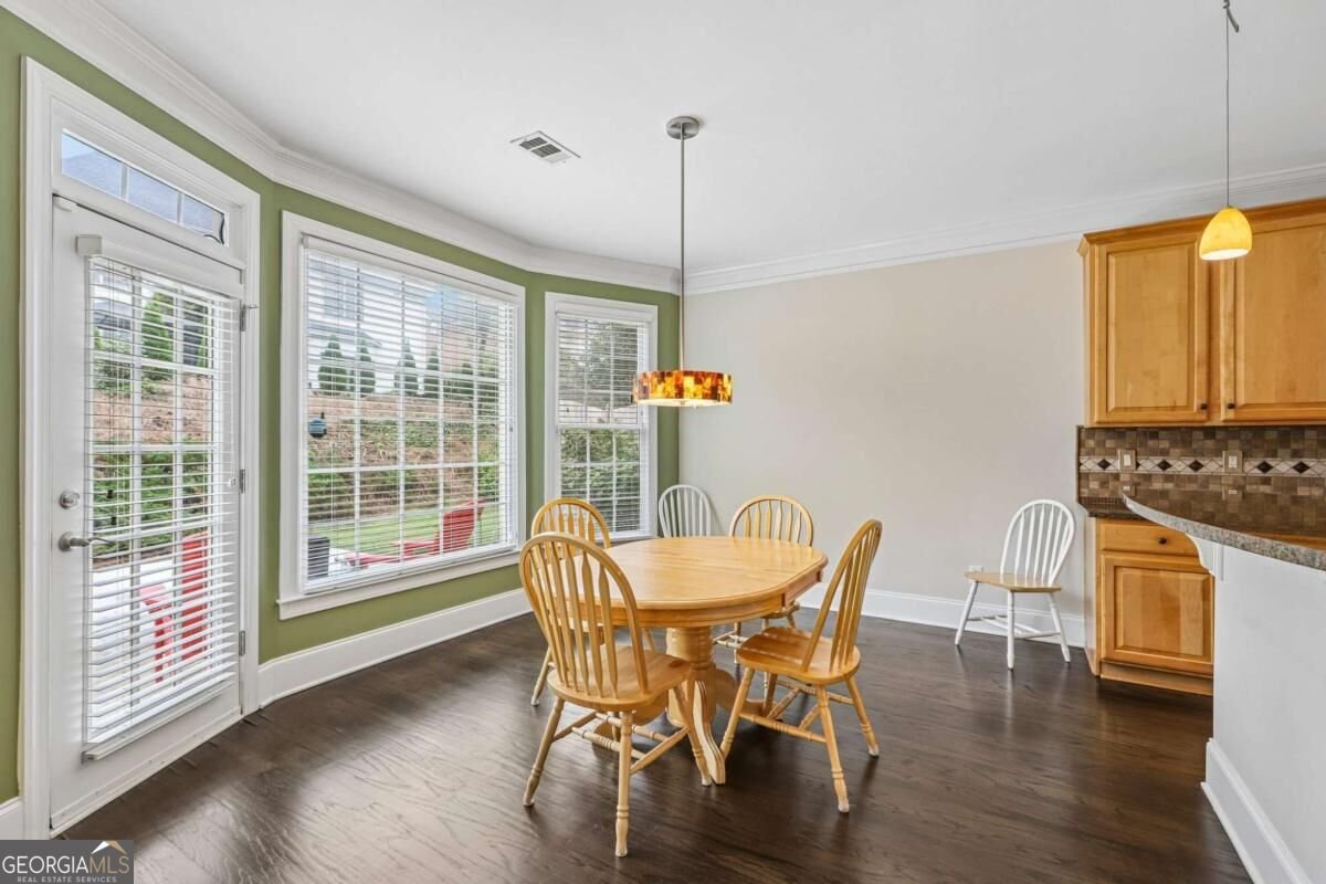 3750 Highcroft Circle Peachtree Corners - Photo 11